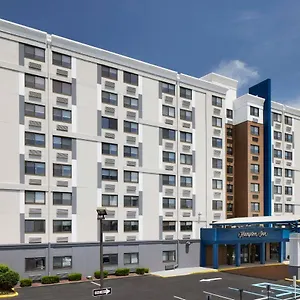 Hotel Hampton Airport, Newark